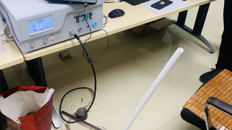 电容屏工作原理揭秘：从结构到应用